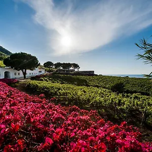 Hotel Capofaro Locanda & Malvasia, Malfa (Salina)