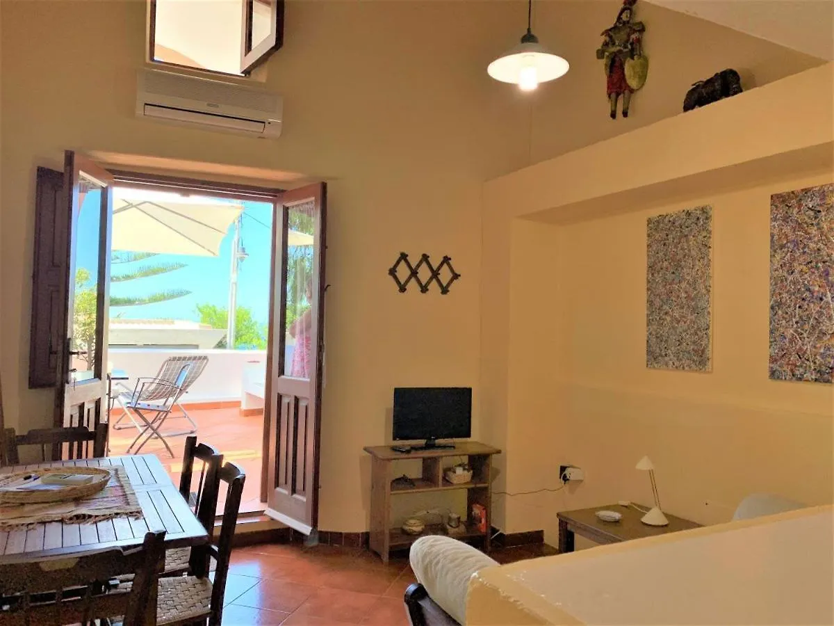 Casa Papuzza E Casa Lucilla Villa Malfa  Malfa (Salina)