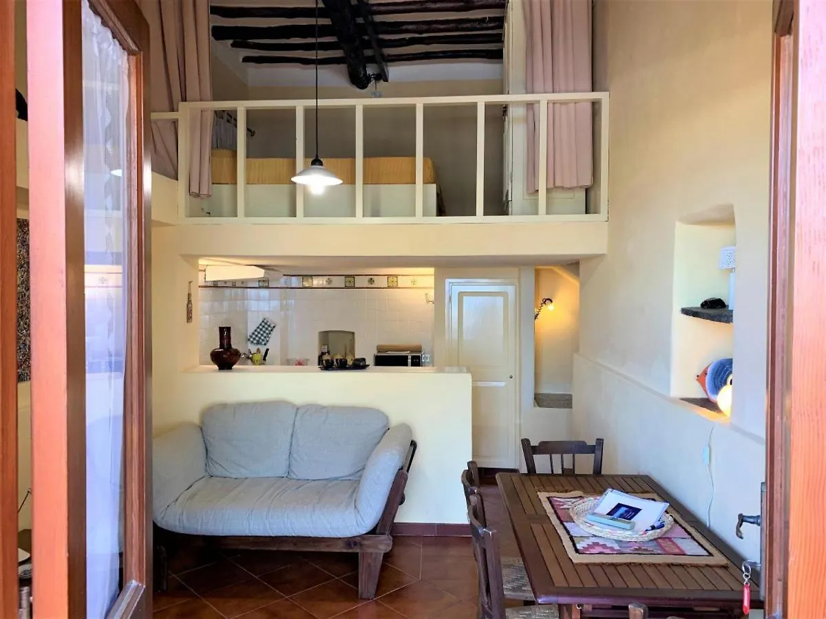Holiday home Casa Papuzza E Casa Lucilla Villa Malfa  Italy
